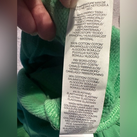 NWT: Oner Active ALL DAY EST 2020 CROP V-NECK SWEATSHIRT - Picture 7 of 11